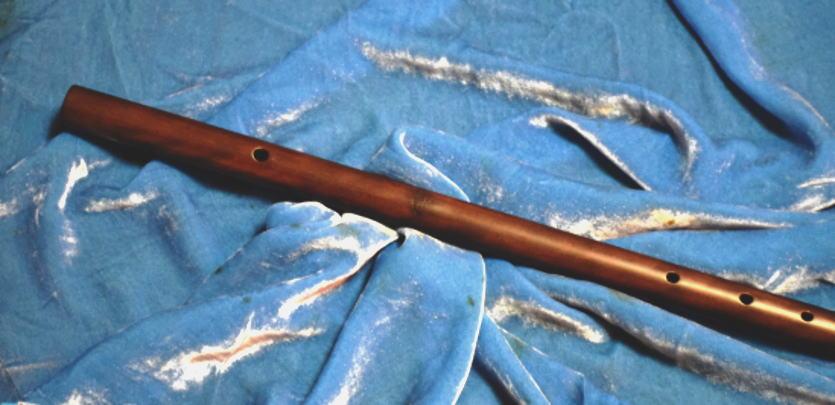 ルネサンス・フルート　テナー　(D管)